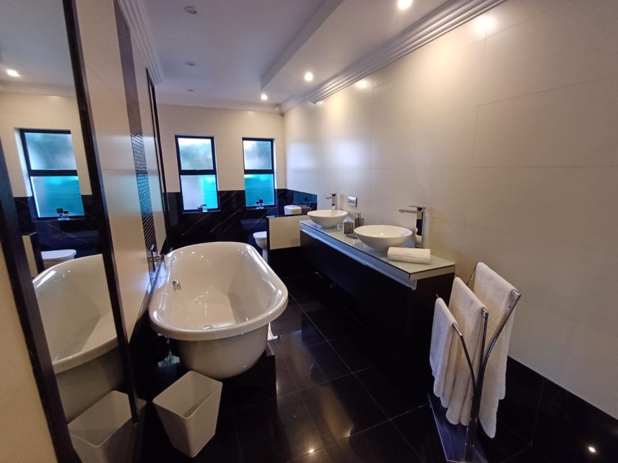 4 Bedroom Property for Sale in Kosmos North West